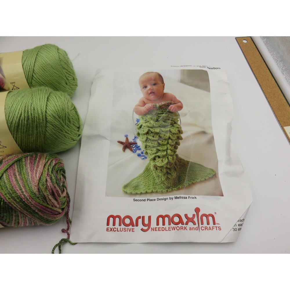 Caron Simply Soft Yarn Green Rose Garden Mary Maxim Mermaid Cocoon Pattern 99032 - Picture 2 of 15